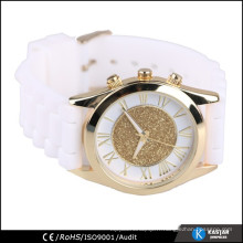 Montre en alliage avec quartz avec bande silicone